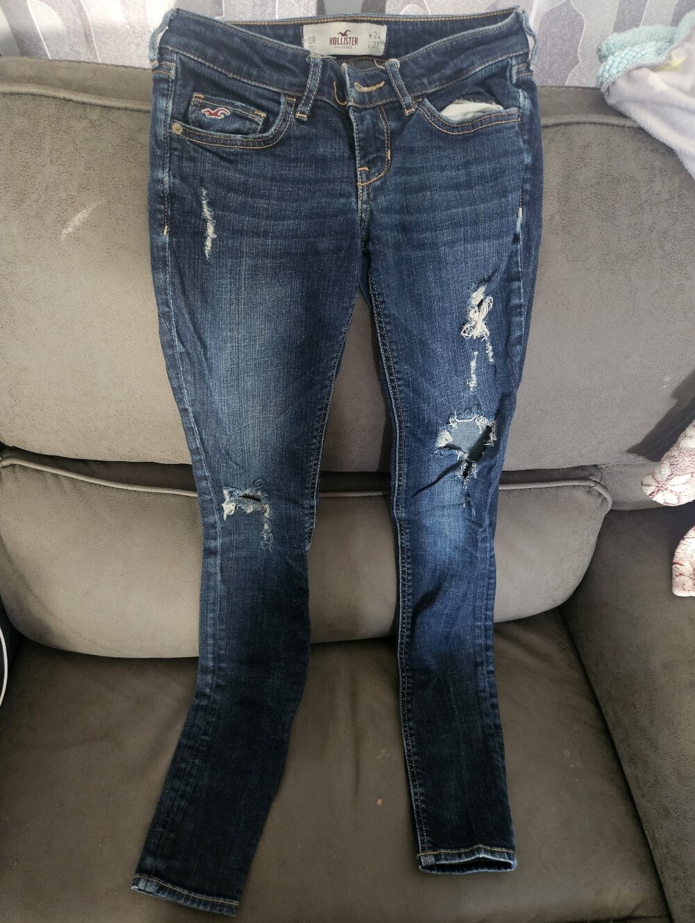 Hollister Semi Distressed Super Skinny Jeans